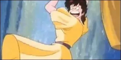 Dans "Nicky Larson", pour quelle raison Laura utilise-t-elle fréquemment sa massue ?