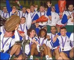 De 1993 à 1996, que était le surnom donné aux joueurs de l'équipe de France de handball ?