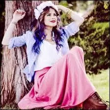 La matière qu'elle déteste sont les maths.