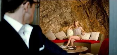 Que pense à apporter Eggsy quand il va retrouver la princesse ?