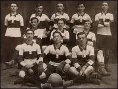 Le club est créé au XXe siècle, mais en quelle année ?