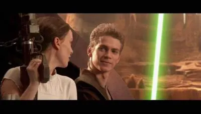 Que dit Padmé à Anakin pendant la bataille ?