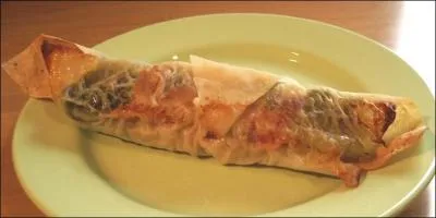 Viande hachée enrobée d'une feuille de chou puis ensuite d'une feuille de pâte feuilletée.
De quelle préparation vous régalerez-vous ?