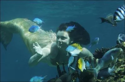 Comment devient-elle sirène ?