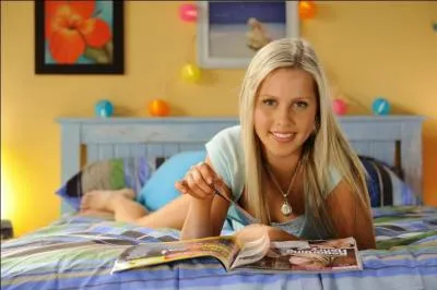 Pourquoi Emma n'est-elle pas dans toutes les saisons ?