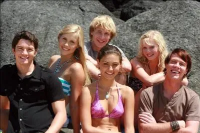 Qui est en couple avec Emma ?