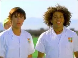 Comment s'appellent ces deux garçons ?