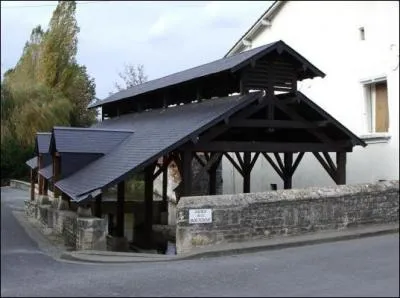 Votre cousine Martine vous a invité à son mariage qui aura lieu à Chef-Boutonne, dans quel département irez-vous ?