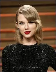 Avec quel autre acteur américain a-t-elle été en relation de 2010 à 2011 ?