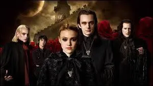 Quels sont les trois principaux membres (chefs) des Volturi ?