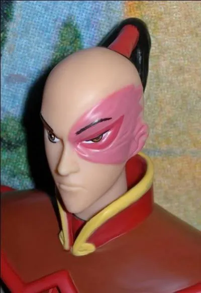 Avant le début de la série : Comment se fait-il que Zuko ait une brûlure à l'il droit ?