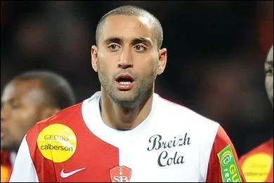 Qui est ce footballeur ?