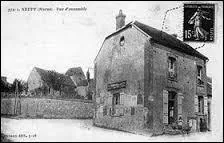 Voici une carte postale ancienne de Neuvy. Village Marnais, il se situe en région ...