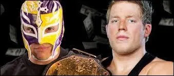 World Heavyweight Championship : Rey Mysterio vs Jack Swagger.
