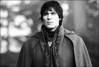 Lequel de ces vampires ne fait pas partie de la garde ?