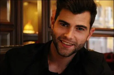 De quels instruments joue-t-il ?