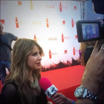 Elle a déjà sorti 1 CD. Mais comment se nomme-t-il ?