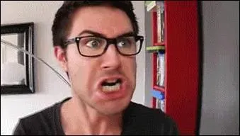 Sur l'image, Cyprien est :