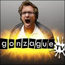 En dehors de ses vidéos, Gonzague est ...
