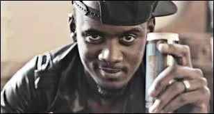 Dans quel pays et dans quelle ville est-il né ?