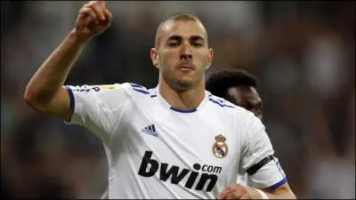 Quelle est la nationalit&eacute; de Karin Benzema ?