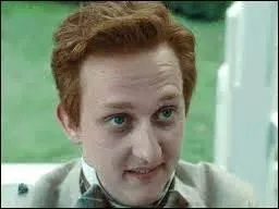 Par qui Alice est-elle demandée en mariage ?