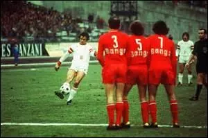 Il a été le roi de la "feuille morte", c'est :