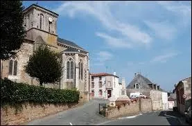 La commune Vendéenne de L'Hermenault se situe en région ...