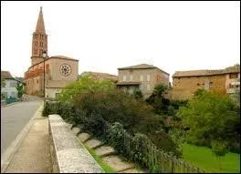 Nous arrivons à Négrepelisse, commune midi-pyrénéenne située dans le département ...