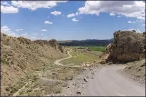 Quand « utilisable » s'emploie sur une voie de communication.