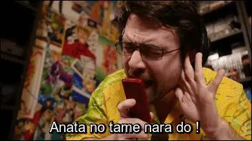 Dans quelle vidéo entend-on cette chanson : un courant d'air qui déconne, une lampe qui t'abandonne. Des plateformes pourries, rajoutez une chauve-souris'' ?