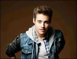 Dans quelle série de Disney Channel a-t-il joué ?