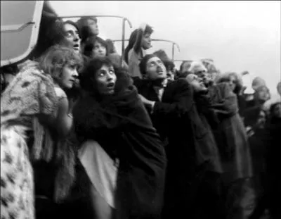 Qui a réalisé le film "La fin du monde" ?