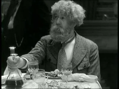 Pourquoi "Boudu" se jette-t-il dans la Seine ?