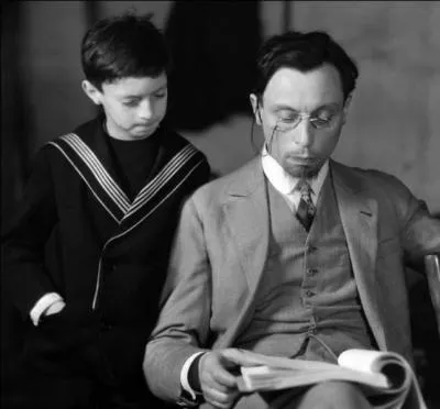 Quel est le prénom de "Topaze" ?