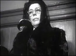 Février : Quel poison aurait-il été la cause des décès dont Marie Besnard fut accusée ?