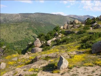 Quel est cet extraordinaire chaos visible en Cerdagne près de Font-Romeu ?
