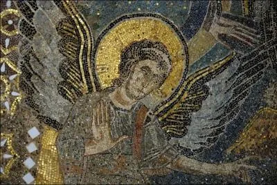 Dans le Loiret, où pourrez-vous contempler une superbe mosaïque de l'école de Ravenne ?