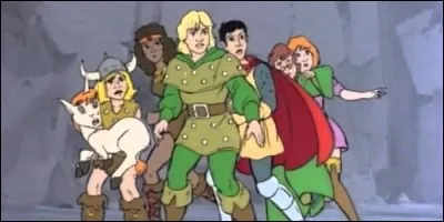 Dans "Le Sourire du Dragon", combien de personnes vont passer une fissure temporelle ?