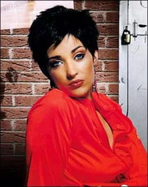 Qui est cette chanteuse ?