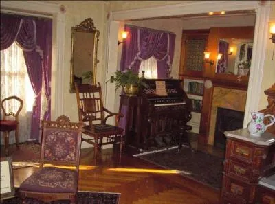 D'après quel plan fut bâtie cette maison ?