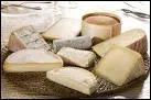 Sur le plateau de fromages un seul n'est pas alsacien, lequel ?