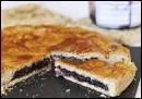 Et voici sans doute le plus célèbre de tous, le gâteau basque. Que n'emploie-t-on pas pour le fourrer ?