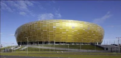 Je ne suis pas un stade hyper connu en Europe, mais j'ai déjà accueilli quelques matchs de l'Euro 2012 en Pologne. Je suis :