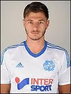 Contre quel club Stéphane Sparagna a-t-il joué pour sa première fois en pro ?