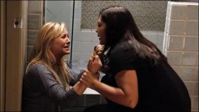 Jusqu'à la saison 7, laquelle de ces deux docteurs ne voulait pas de bébé ?