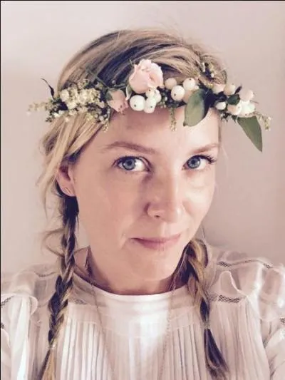 Pour combien de saison(s) Jessica Capshaw a-t-elle signée en plus de la douzième ?