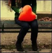 "Faisons l'amour avant de nous dire adieu". Qui faisait cette proposition osée en 1976 ?