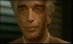 Qui est chargé de l'enquête sur les meurtres des projectionnistes ?