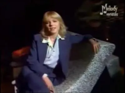 En 1997, qui chantait : "si, maman, si, si, maman, si tu voyais ma vie, je pleure comme je ris, si, maman, si" ?